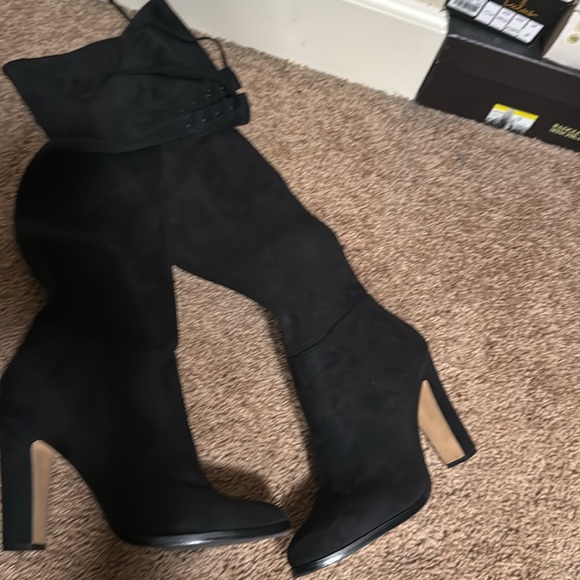 Suede thigh high Vince Camuto boots - Picture 2 of 5
